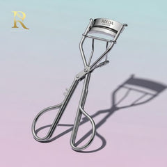 Eyelash Curler – Professional Lash Curler for Long-Lasting Curl